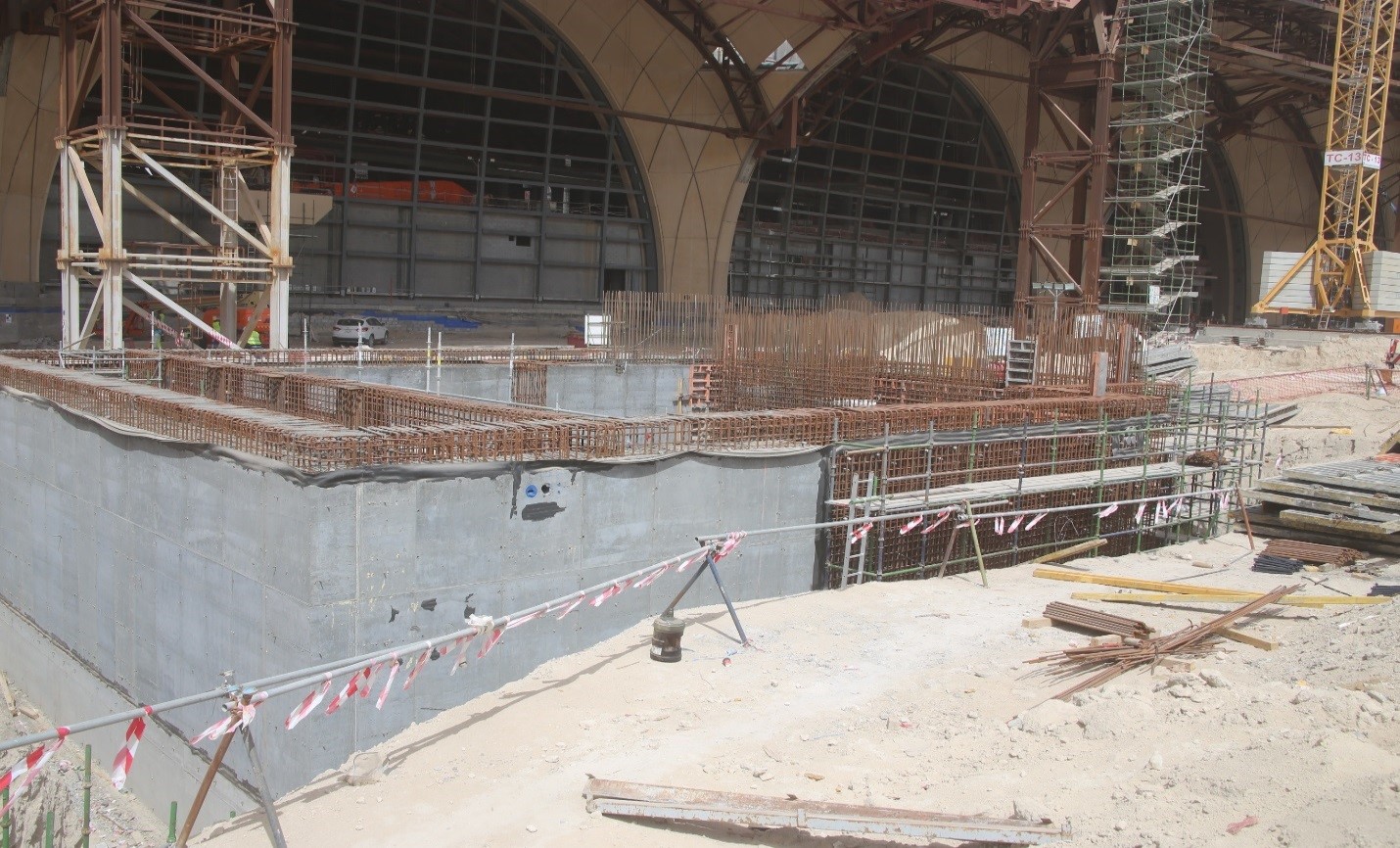 Home; Kuwait International Airport Passenger Terminal 2 Construction